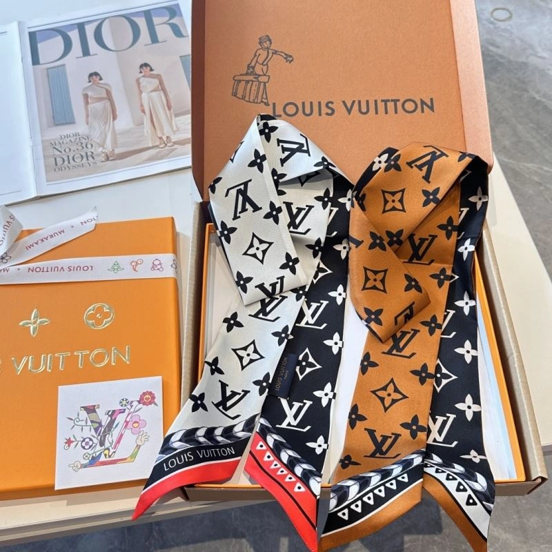 Louis Vuitton Silk Attractive 272550