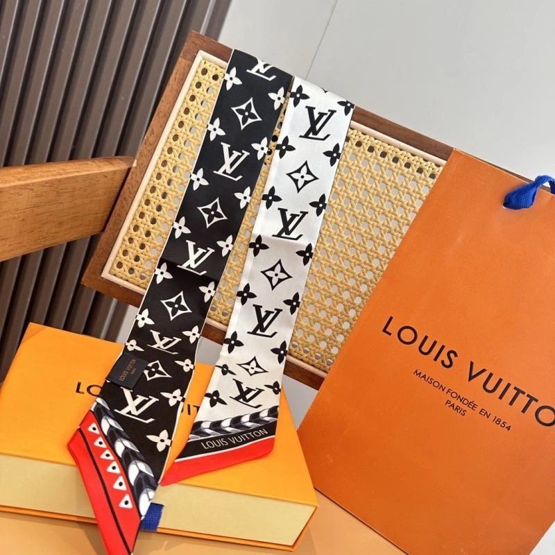 Comfortable Louis Vuitton Silk 272561