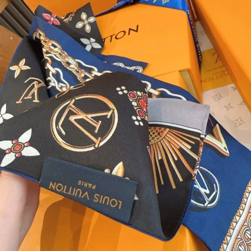 TopPick Louis Vuitton Silk 272560