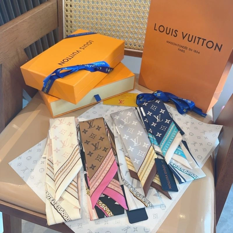 Durable Louis Vuitton Silk 272569