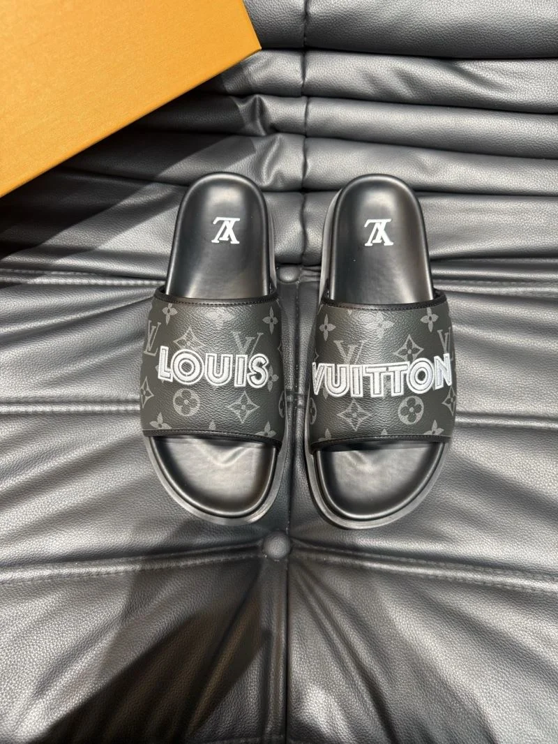 Louis Vuitton Slippers Refined 30711