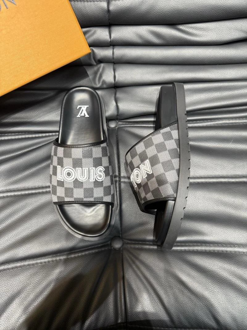 MoistureWicking Louis Vuitton Slippers 30721