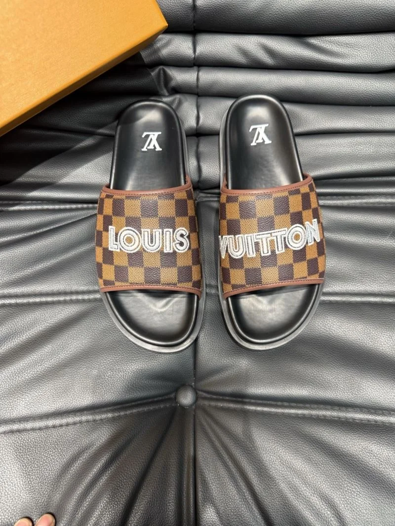 Louis Vuitton Slippers Sophisticated 30708