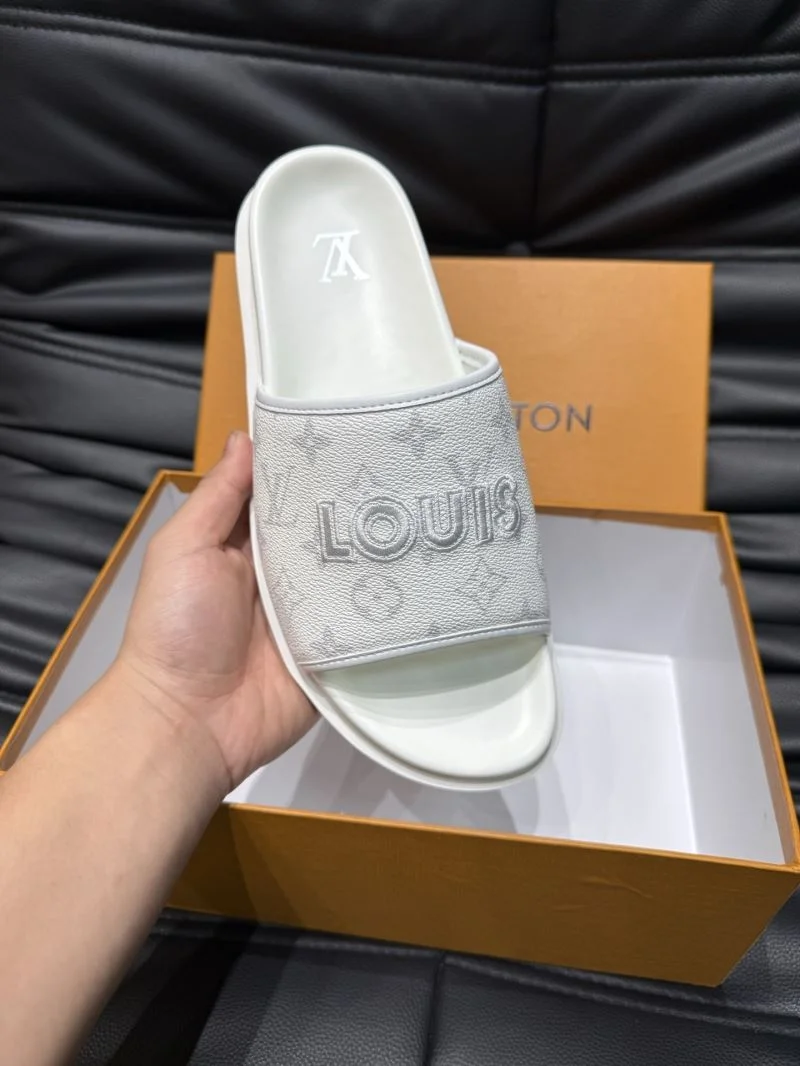 MoistureWicking Louis Vuitton Slippers 30713