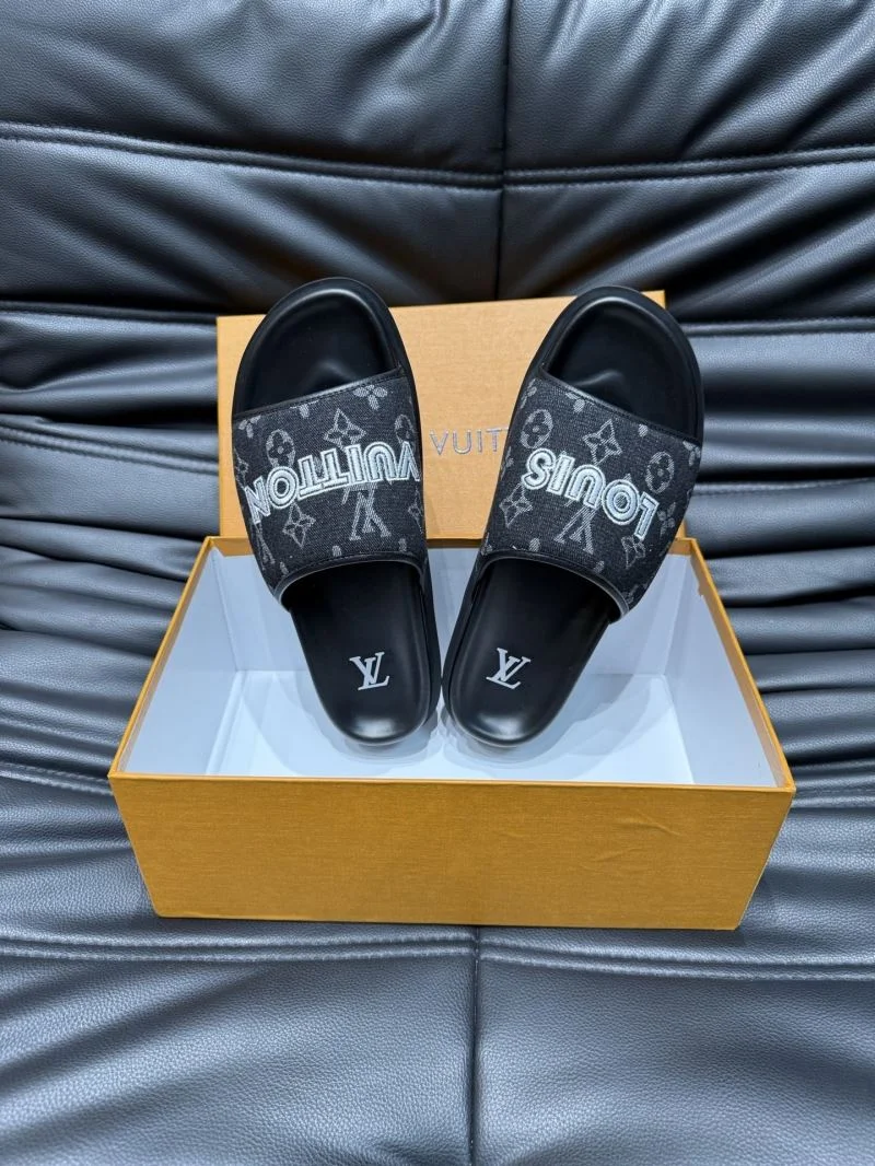 Snug Louis Vuitton Slippers 30714