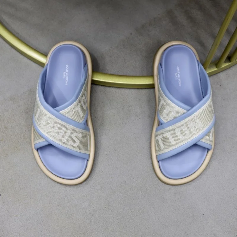 Louis Vuitton Slippers Chic 30728