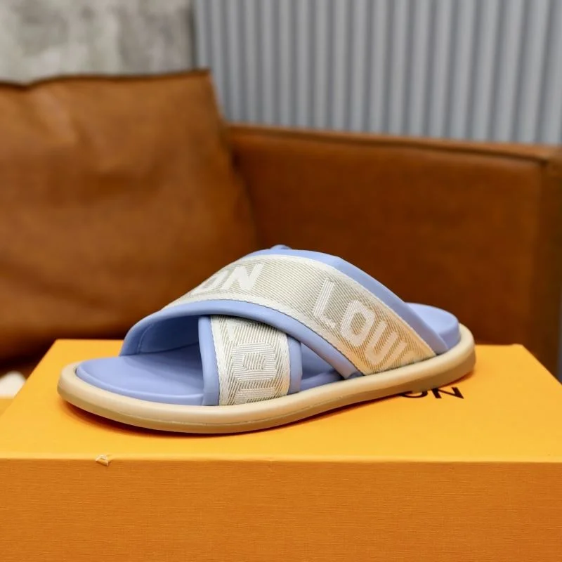 Louis Vuitton Slippers Chic 30728