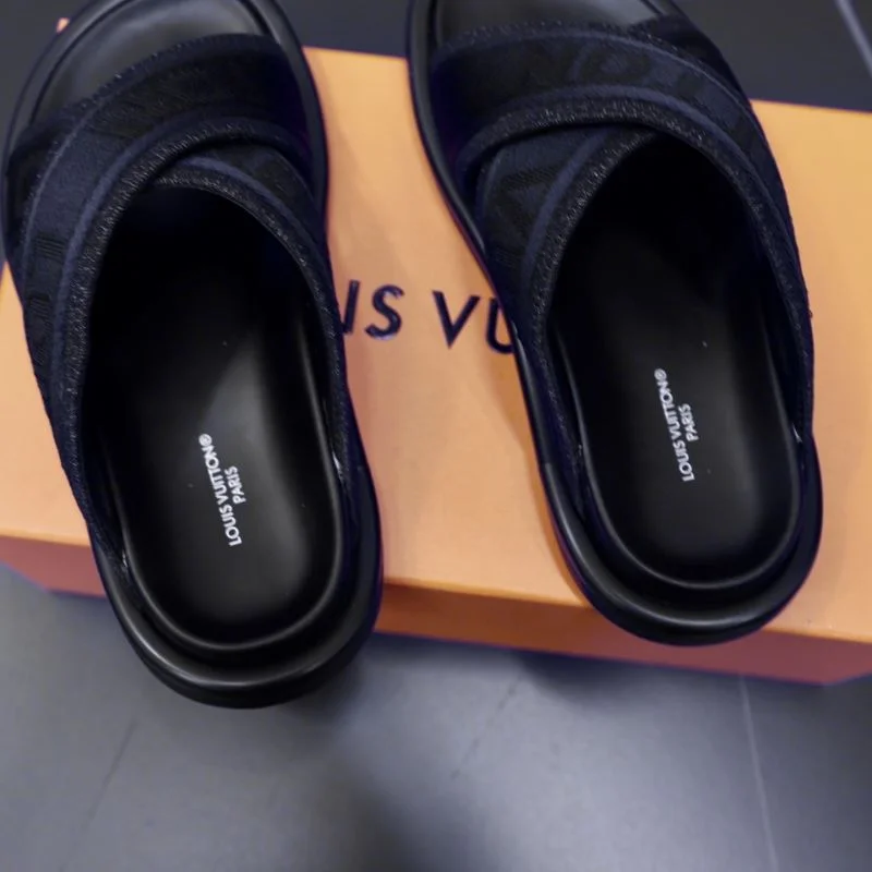Louis Vuitton Slippers Snug 30724