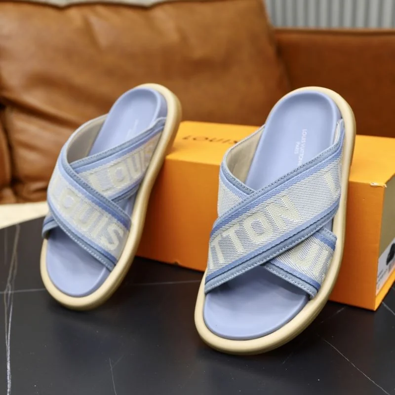 Louis Vuitton Slippers Unisex 30695