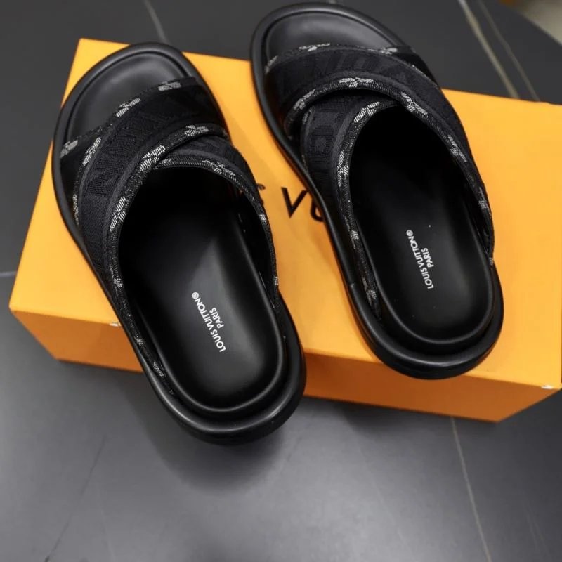 Refined Louis Vuitton Slippers 30683