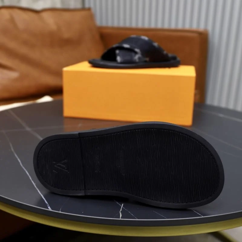 Refined Louis Vuitton Slippers 30683