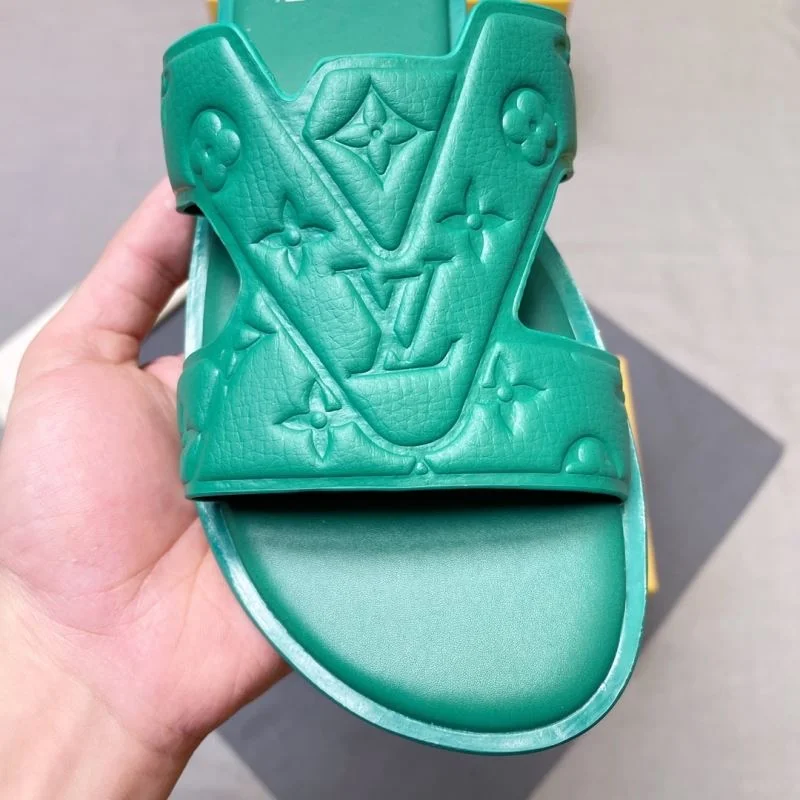 Louis Vuitton Slippers Bright 30670