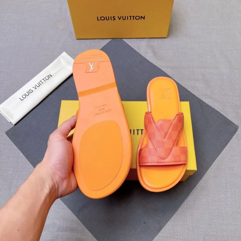 Louis Vuitton Slippers Unisex 30677