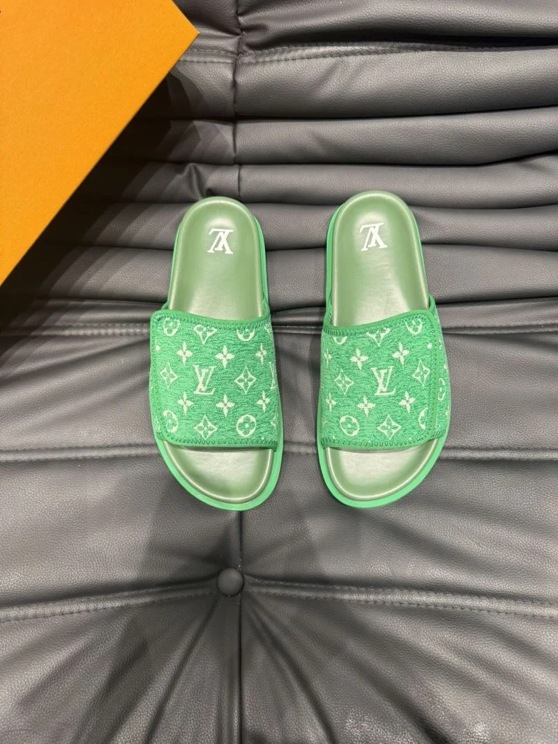 Lightweight Louis Vuitton Slippers 30671