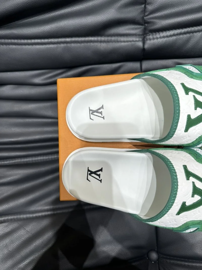 Tailored Louis Vuitton Slippers 30648