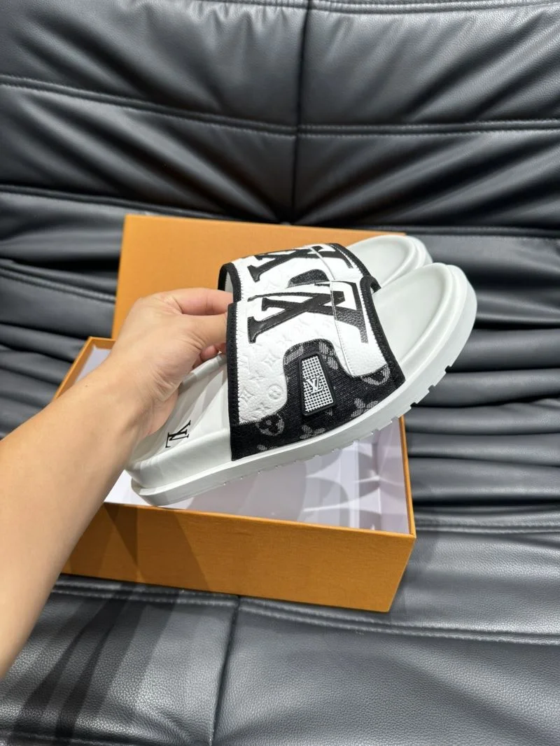 EasyMatch Louis Vuitton Slippers 30623