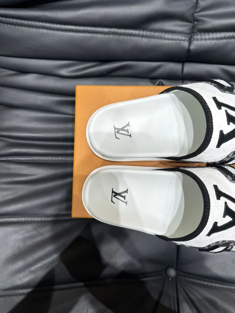EasyMatch Louis Vuitton Slippers 30623