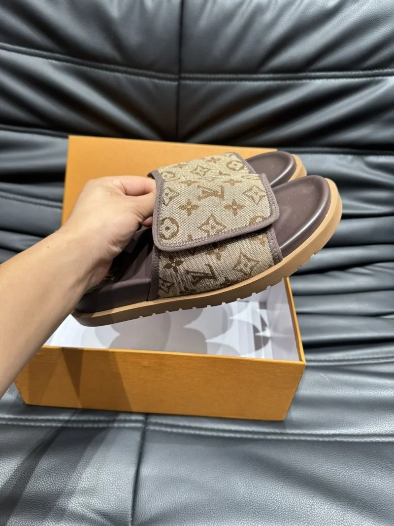 Louis Vuitton Slippers WellDesigned 30645