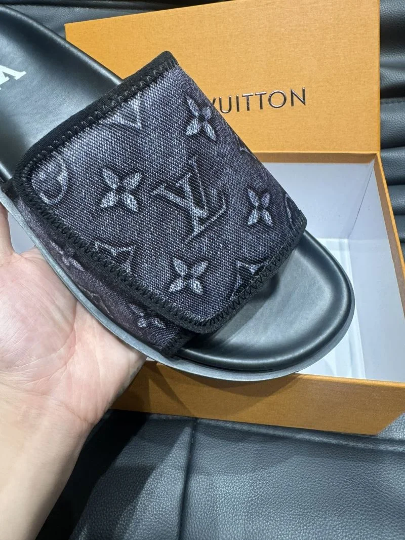 Louis Vuitton Slippers Compact 30628
