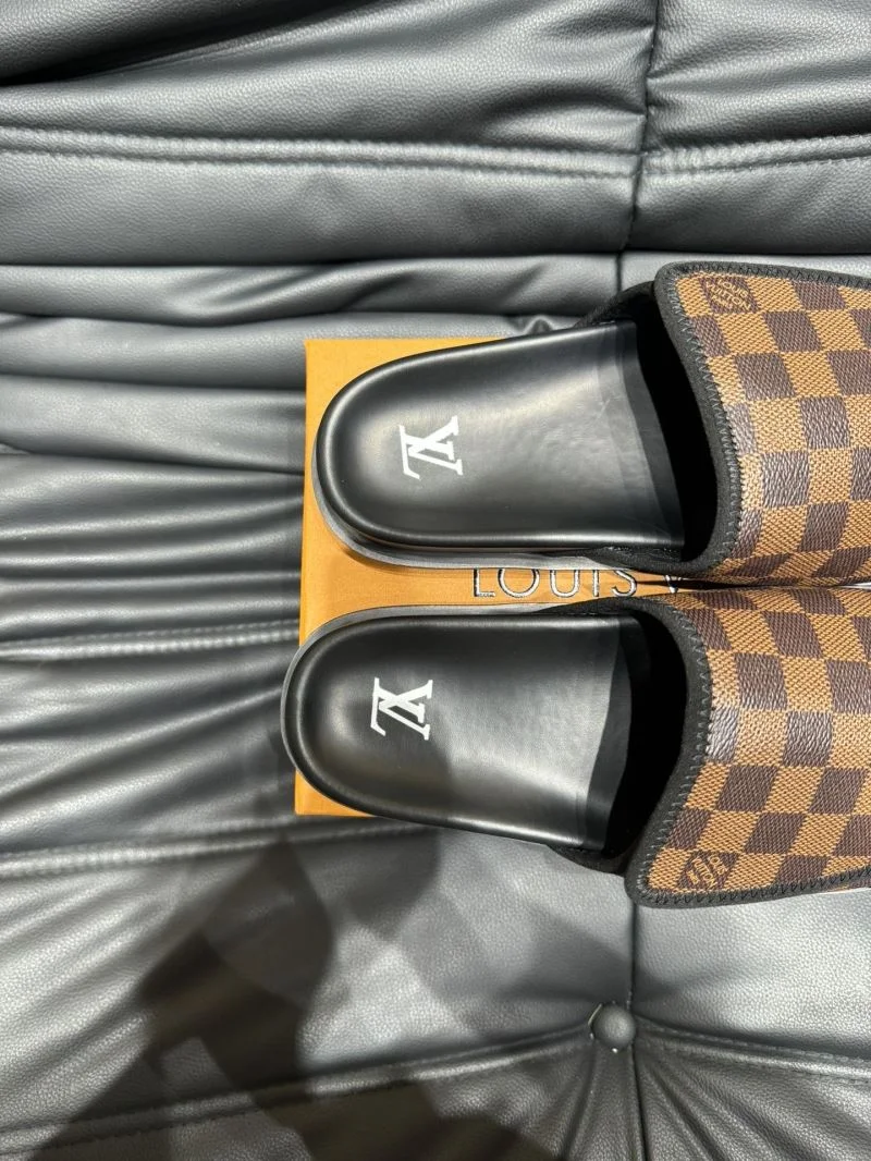 Louis Vuitton Slippers Durable 30643