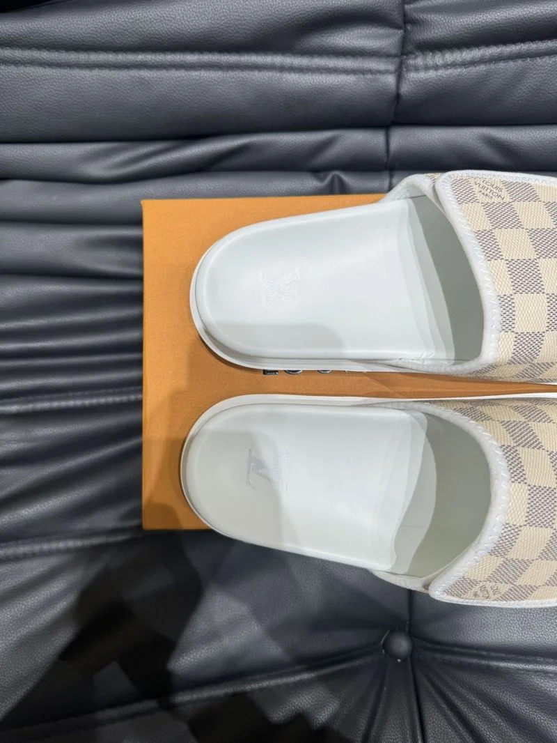 HighPerformance Louis Vuitton Slippers 30634