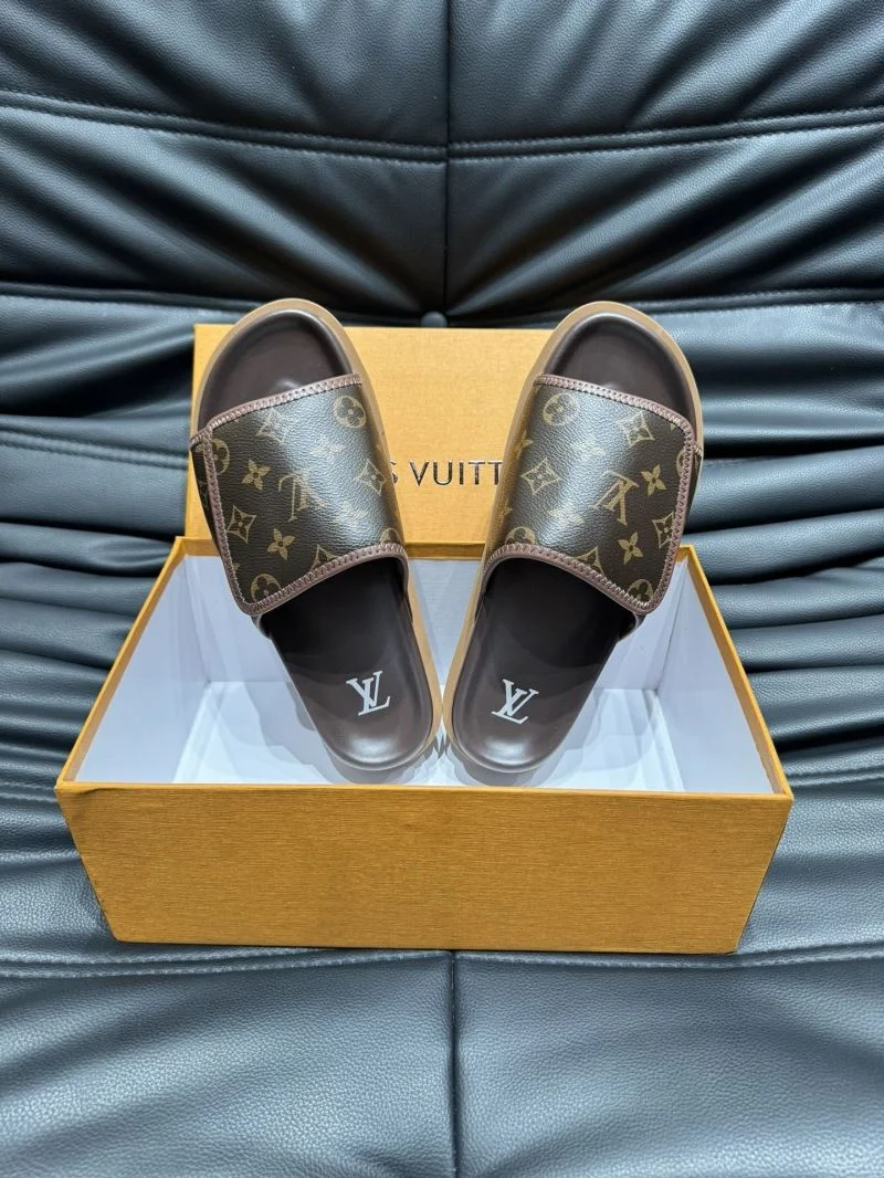 Lightweight Louis Vuitton Slippers 30627