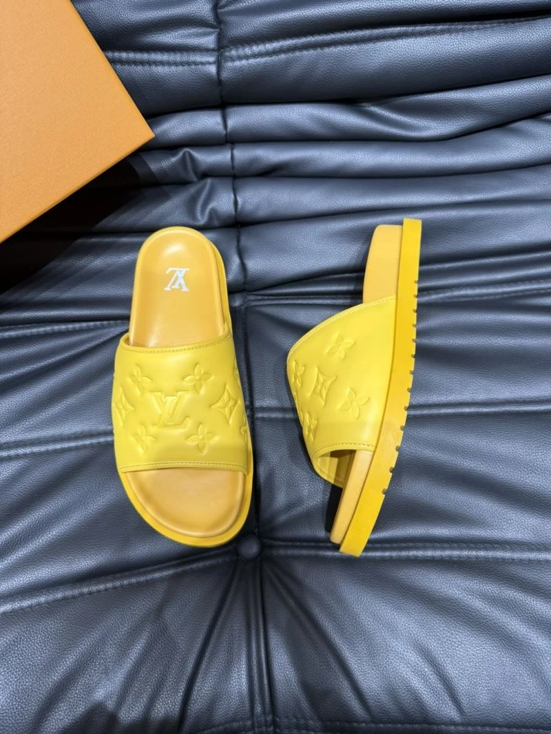 Louis Vuitton Slippers Functional 30633