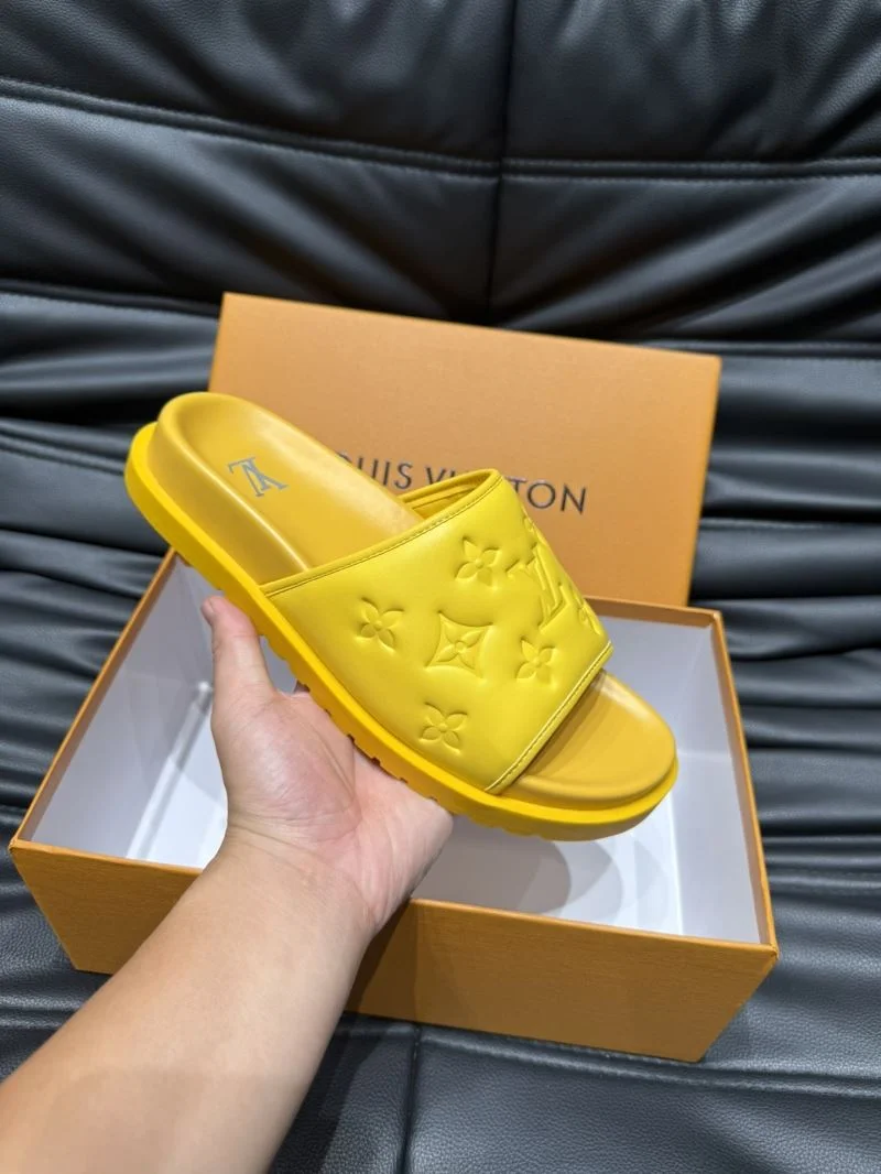 Louis Vuitton Slippers Functional 30633