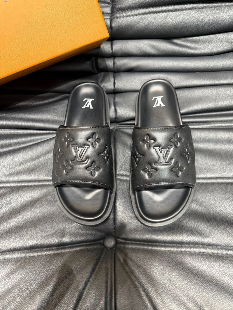 Breathable Louis Vuitton Slippers 30638