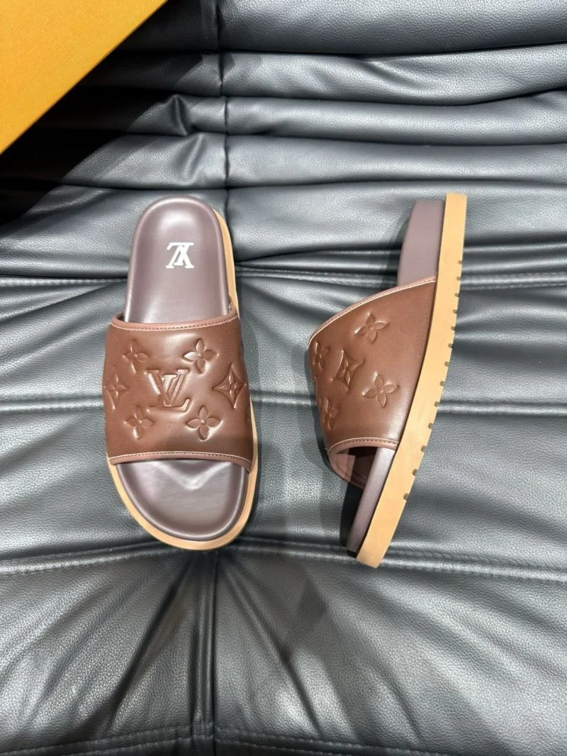 Louis Vuitton Slippers Cozy 30631