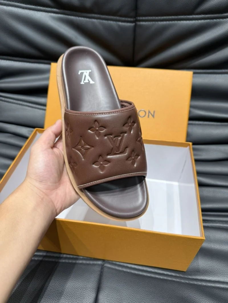 Louis Vuitton Slippers Cozy 30631