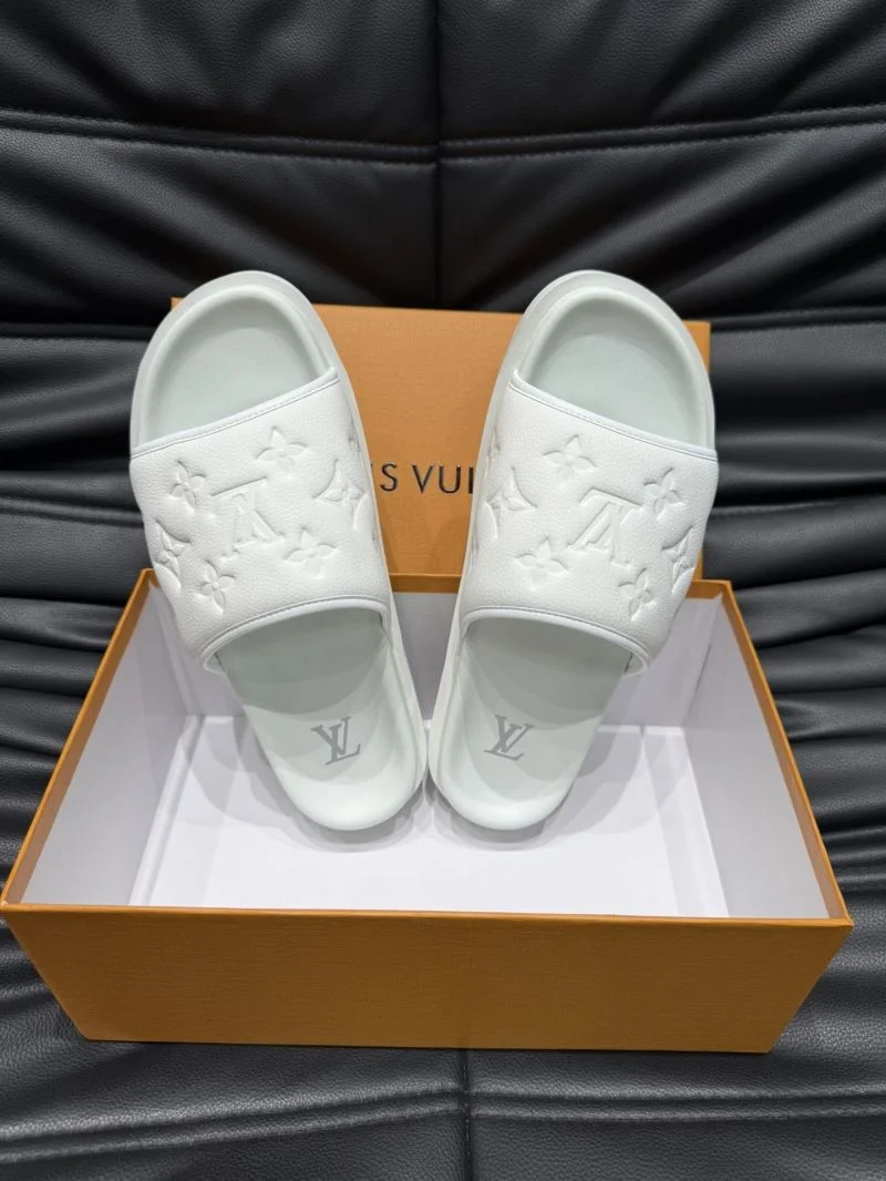 Louis Vuitton Slippers Unique 30641