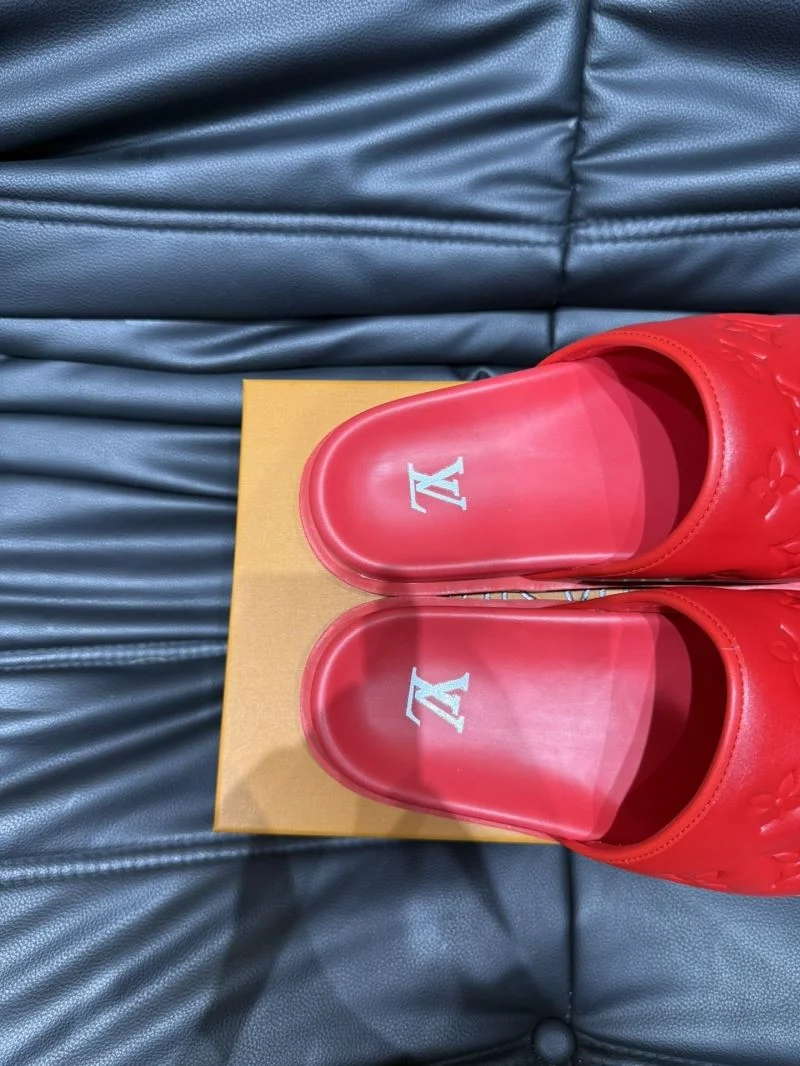 QuickDry Louis Vuitton Slippers 30647