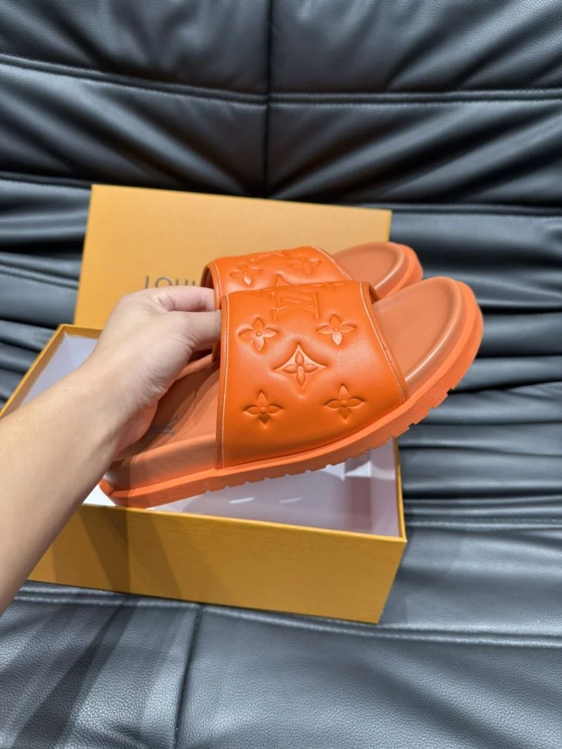TechFriendly Louis Vuitton Slippers 30630