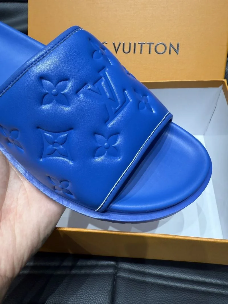 Trendy Louis Vuitton Slippers 30632