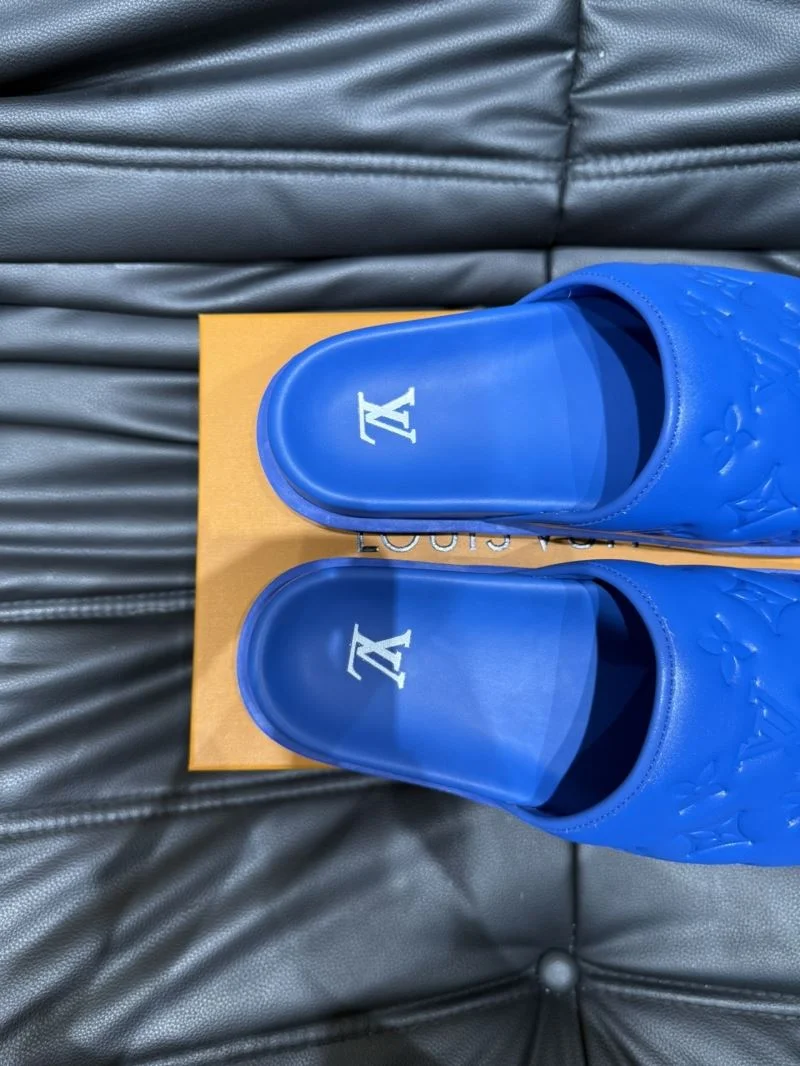 Trendy Louis Vuitton Slippers 30632