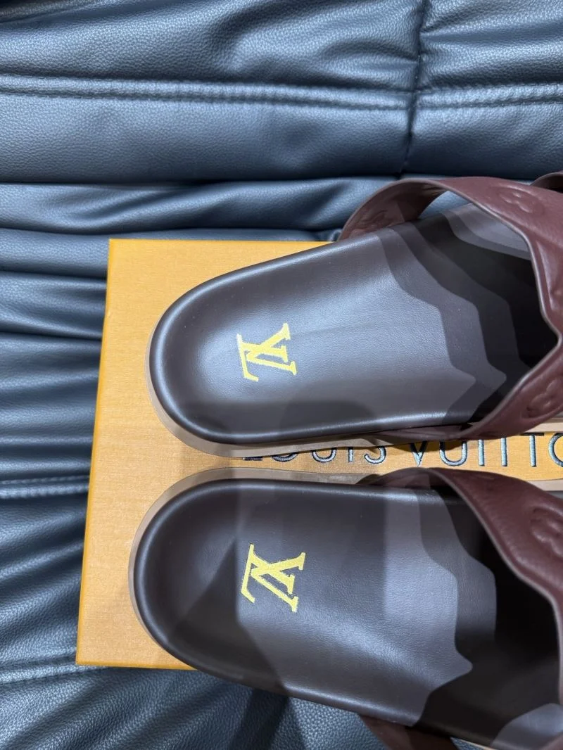Vibrant Louis Vuitton Slippers 30614