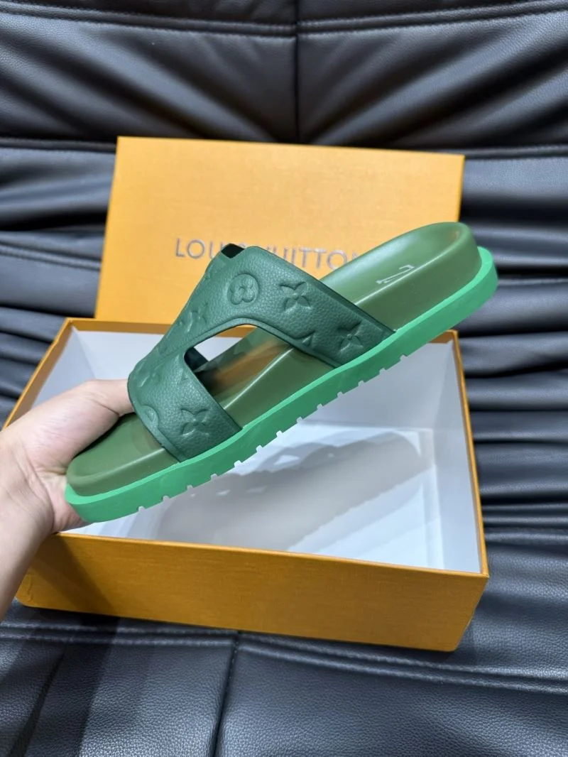 Unisex Louis Vuitton Slippers 30615