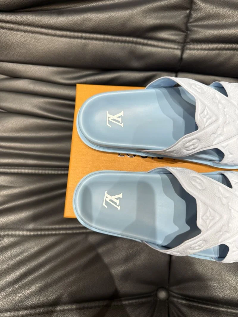Stretchable Louis Vuitton Slippers 30619
