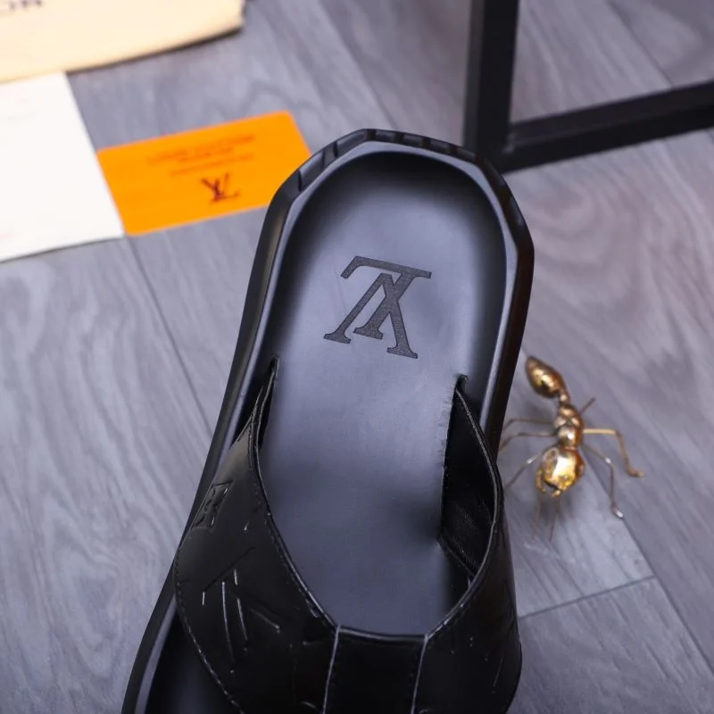 Louis Vuitton Slippers Sophisticated 30609