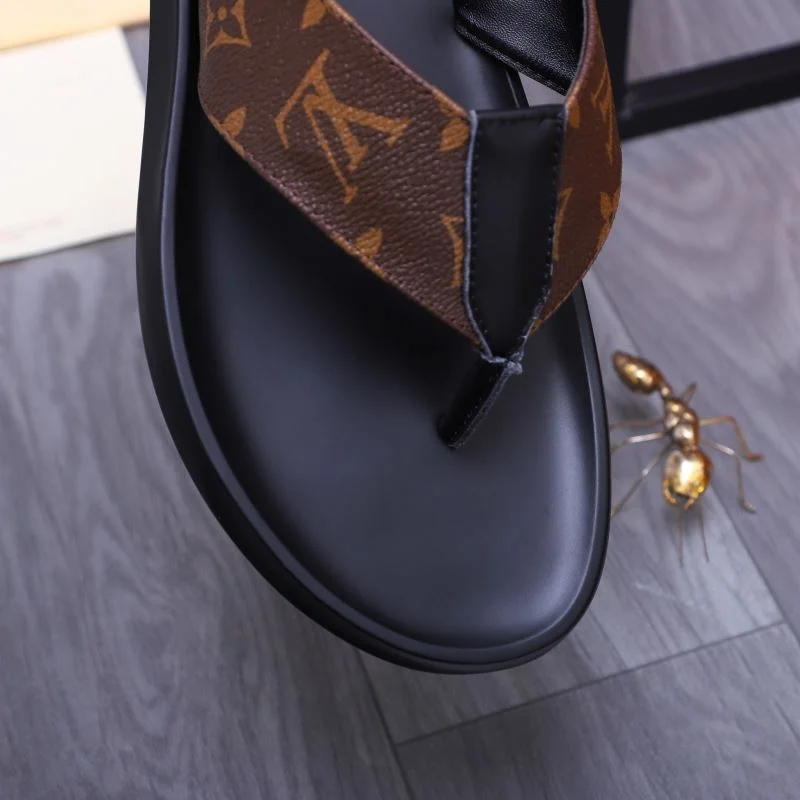 Louis Vuitton Slippers Lightweight 30610