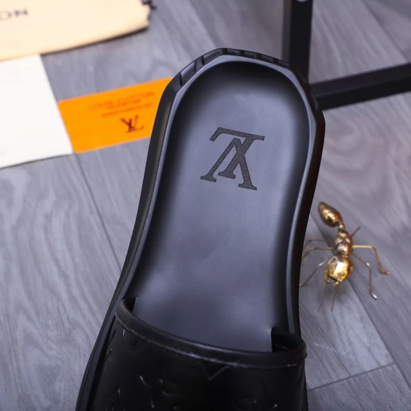 ZipUp Louis Vuitton Slippers 30606