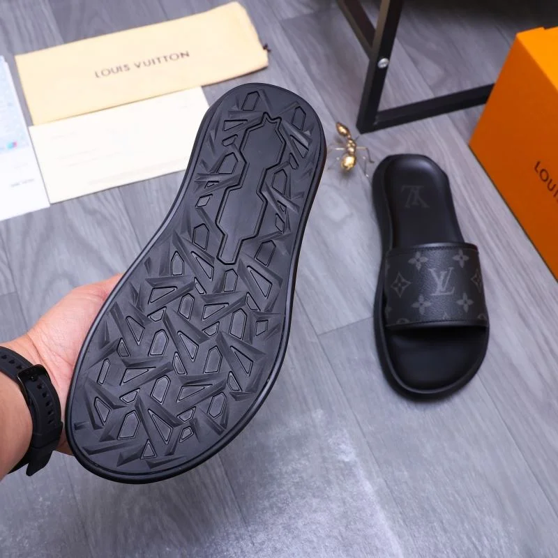 Louis Vuitton Slippers Comfortable 30608