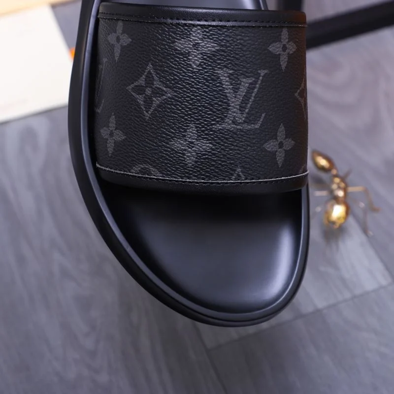 Louis Vuitton Slippers Comfortable 30608