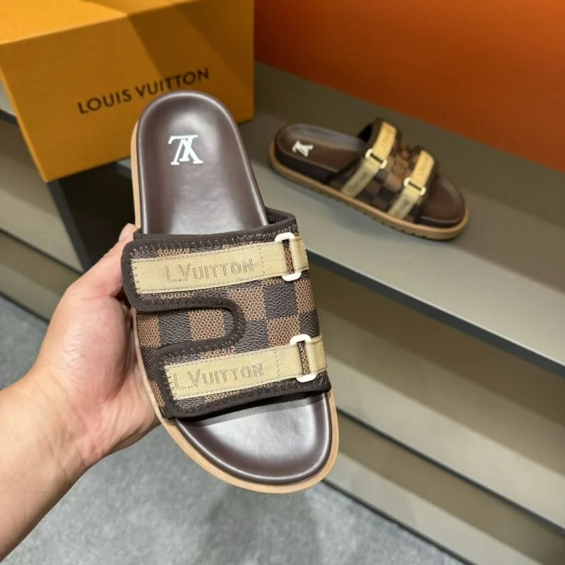 Louis Vuitton Slippers Elegant 30605