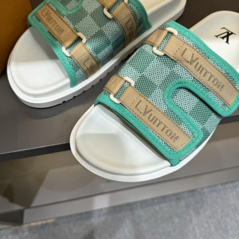 Contemporary Louis Vuitton Slippers 30581