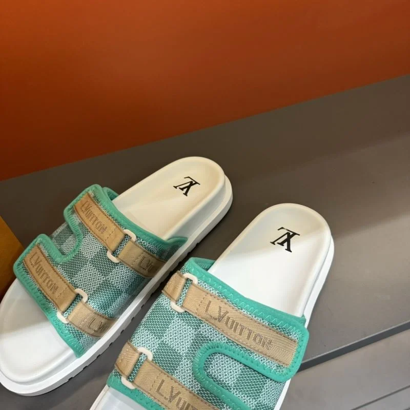 Contemporary Louis Vuitton Slippers 30581
