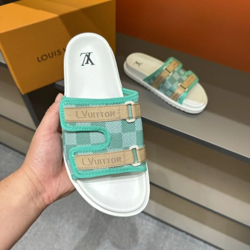 Contemporary Louis Vuitton Slippers 30581