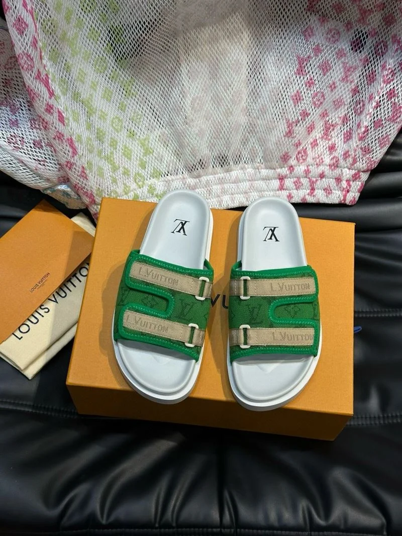 Louis Vuitton Slippers ZipUp 30603