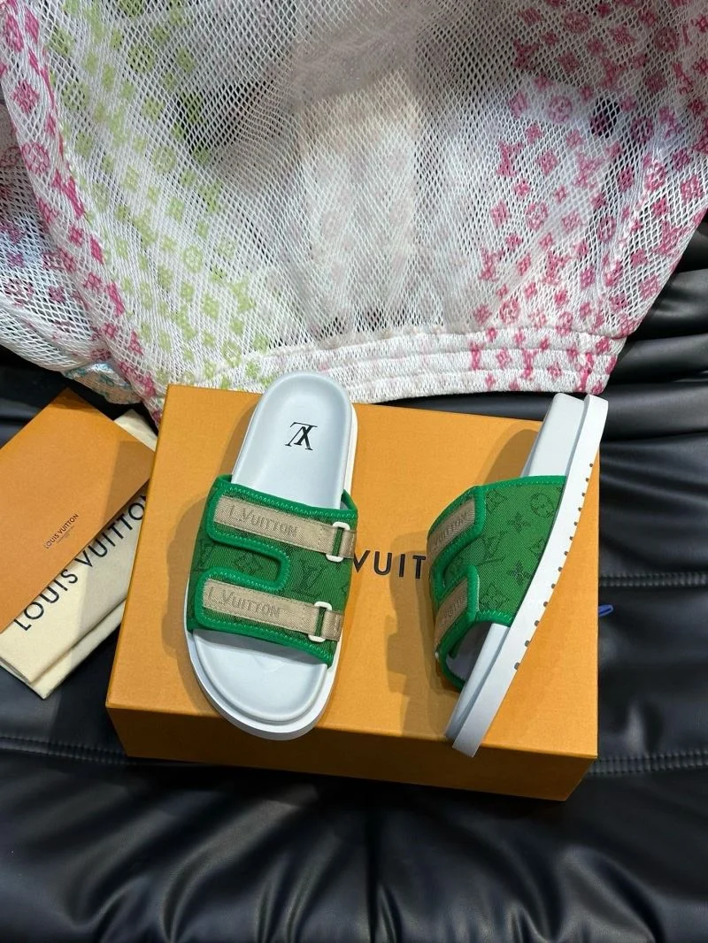 Louis Vuitton Slippers ZipUp 30603